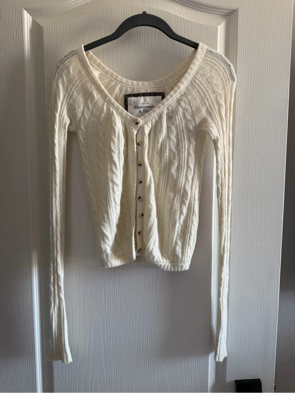 Abercrombie & Fitch Ivory Cable-Knit Buttoned Cardigan - Picture 1 of 8